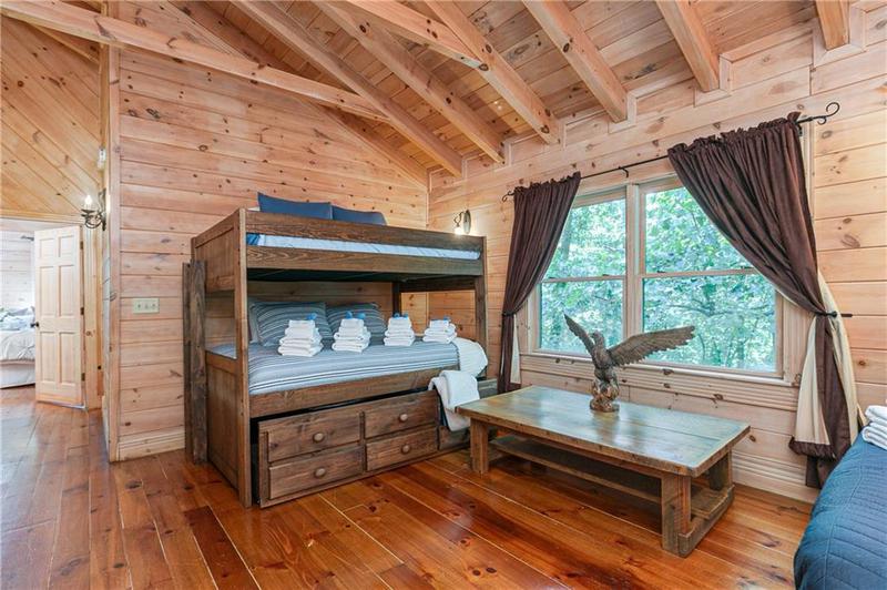 Image for property 26 Woodglen Court, Ellijay, GA 30540