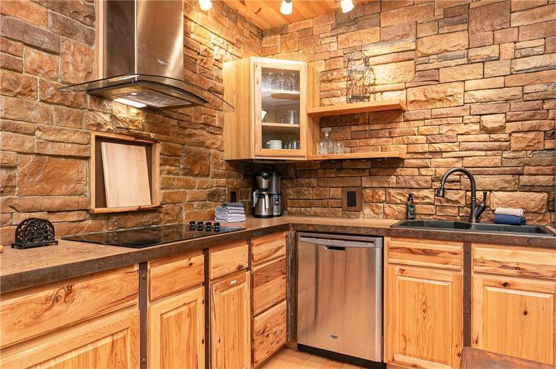 Image for property 26 Woodglen Court, Ellijay, GA 30540
