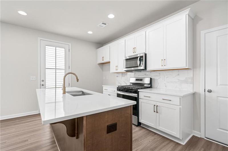 Image for property 40 Spirea Way, Auburn, GA 30011