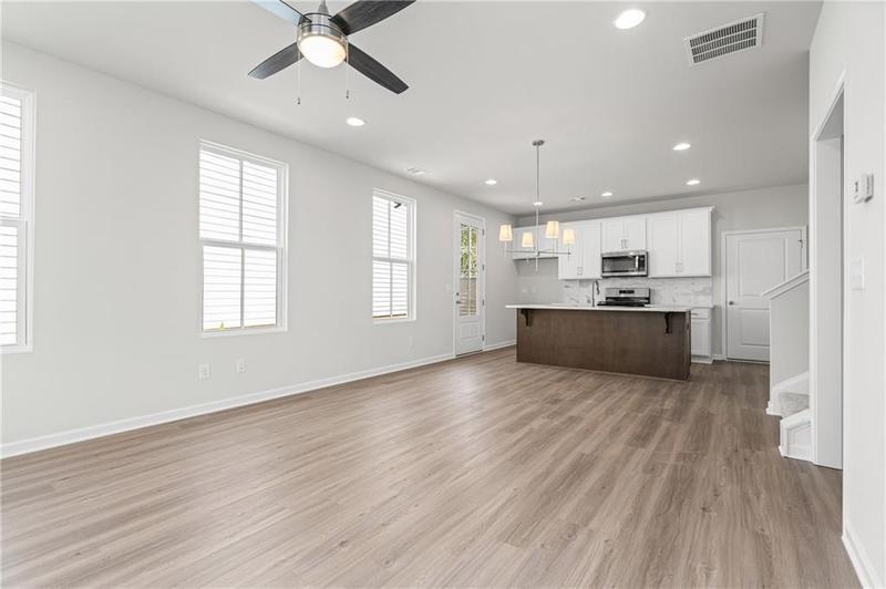 Image for property 40 Spirea Way, Auburn, GA 30011