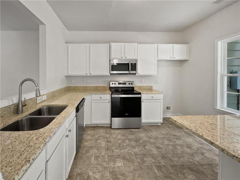 Image for property 2812 Deerwood Lane, Atlanta, GA 30331