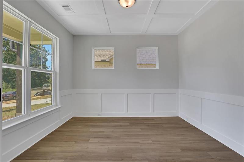 Image for property 6992 Manchester Drive, Flowery Branch, GA 30542