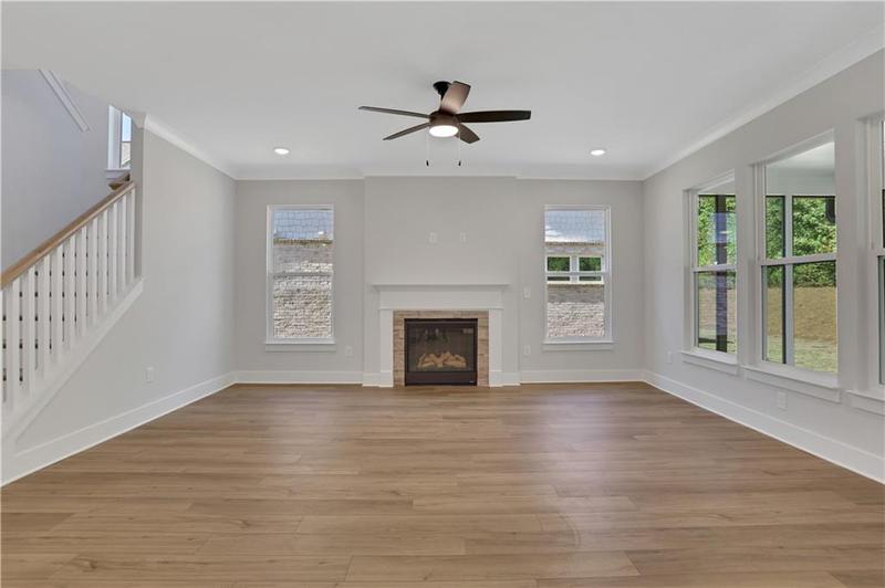 Image for property 6992 Manchester Drive, Flowery Branch, GA 30542