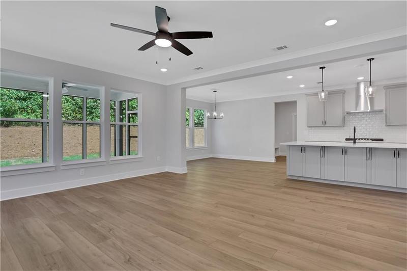 Image for property 6992 Manchester Drive, Flowery Branch, GA 30542
