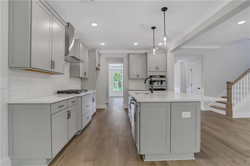 Image for property 6992 Manchester Drive, Flowery Branch, GA 30542