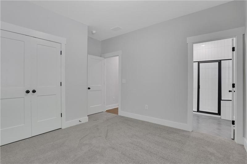 Image for property 6992 Manchester Drive, Flowery Branch, GA 30542