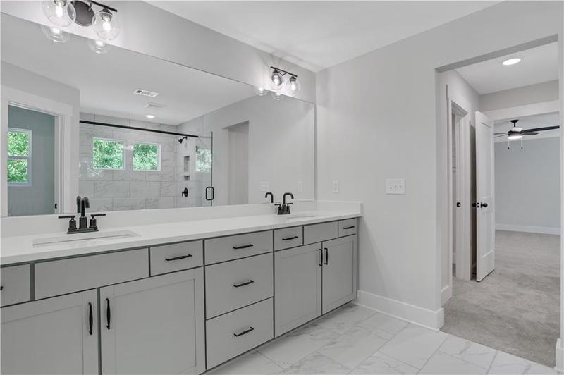 Image for property 6992 Manchester Drive, Flowery Branch, GA 30542