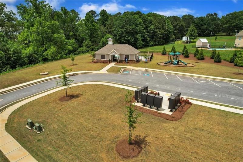 Image for property 6992 Manchester Drive, Flowery Branch, GA 30542