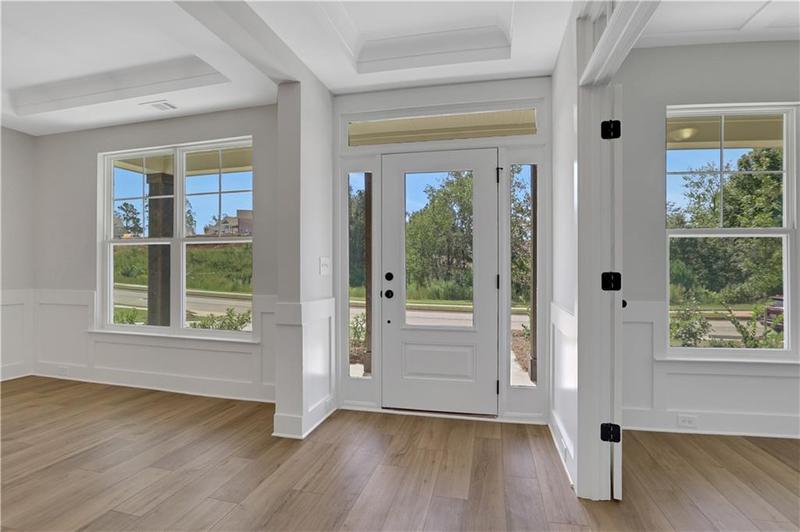 Image for property 6992 Manchester Drive, Flowery Branch, GA 30542