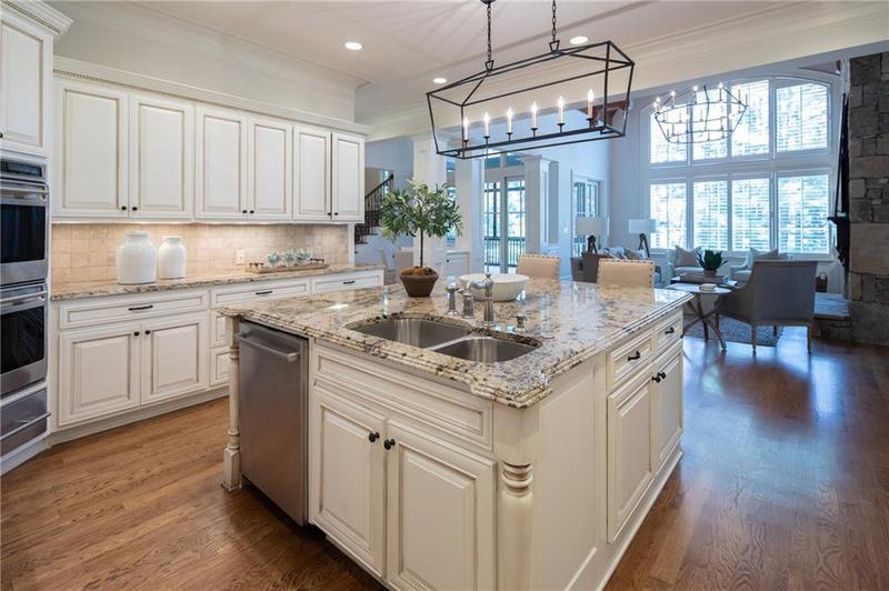 Image for property 858 MIDDLE FORK Trail, Suwanee, GA 30024