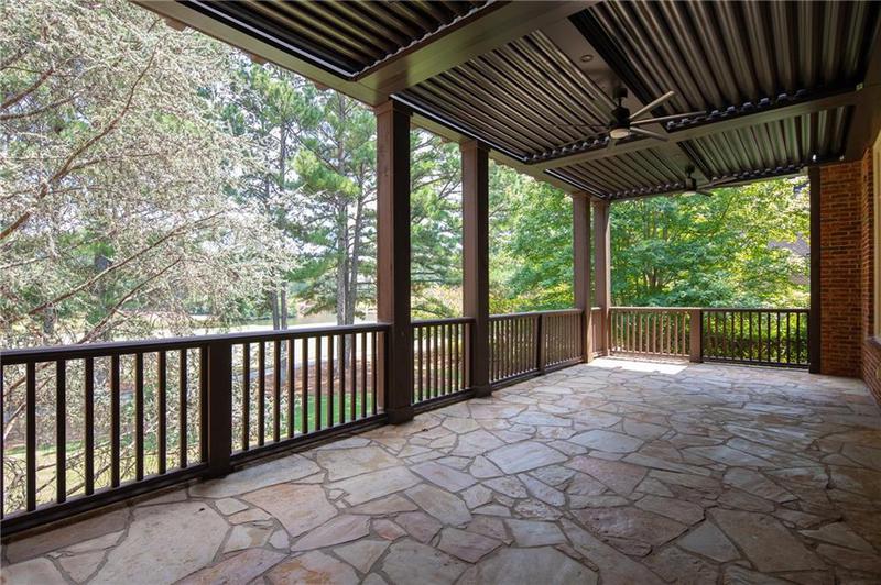 Image for property 858 MIDDLE FORK Trail, Suwanee, GA 30024