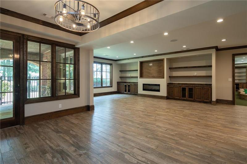 Image for property 858 MIDDLE FORK Trail, Suwanee, GA 30024
