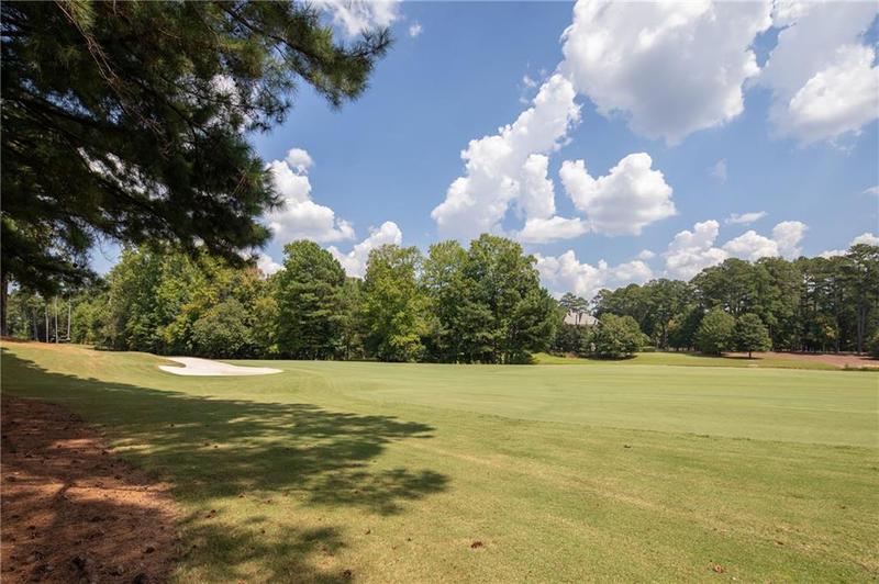 Image for property 858 MIDDLE FORK Trail, Suwanee, GA 30024
