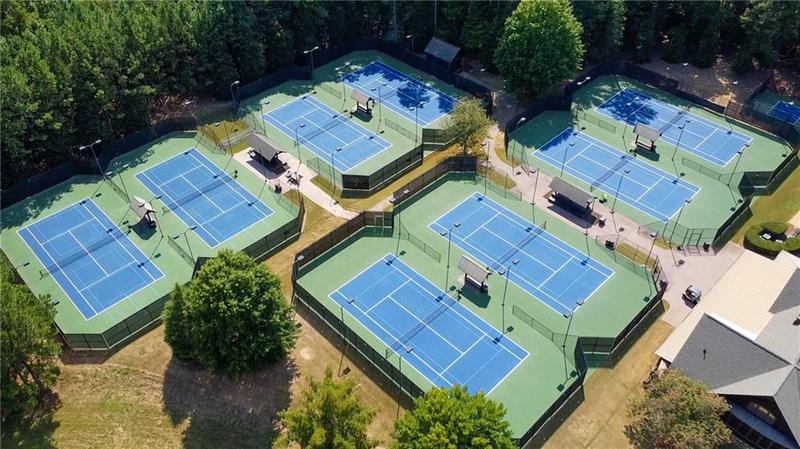Image for property 858 MIDDLE FORK Trail, Suwanee, GA 30024