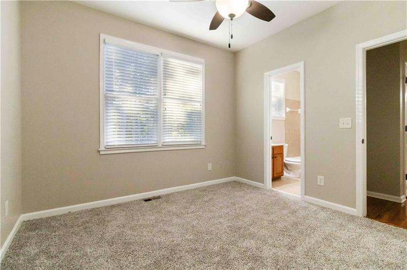 Image for property 1712 Country Wood Drive, Hoschton, GA 30548