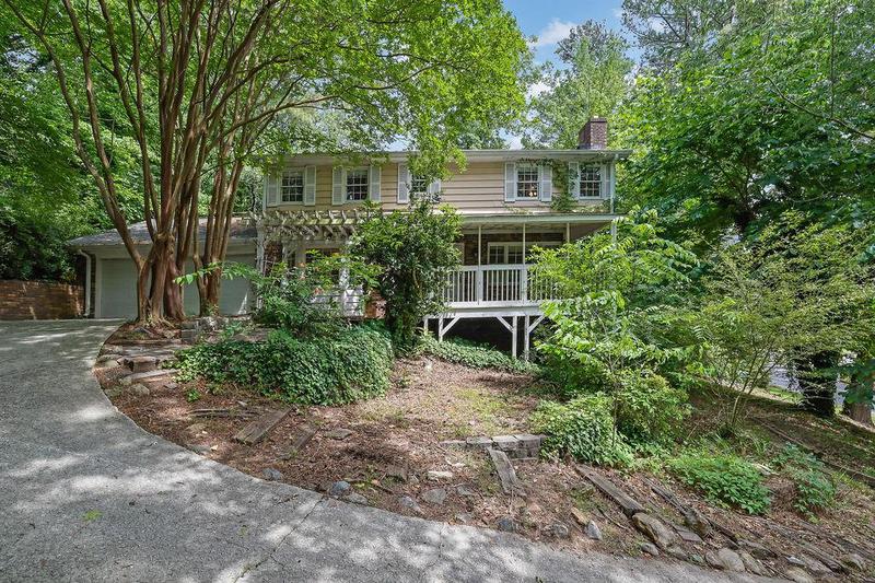 Image for property 9480 Coleman Road, Roswell, GA 30075