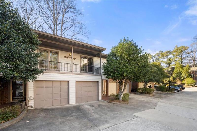 Image for property 303 BRANDYWINE Circle, Atlanta, GA 30350