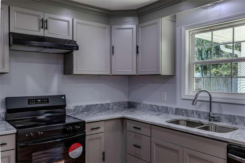 Image for property 15 Johnson Street, Rome, GA 30165