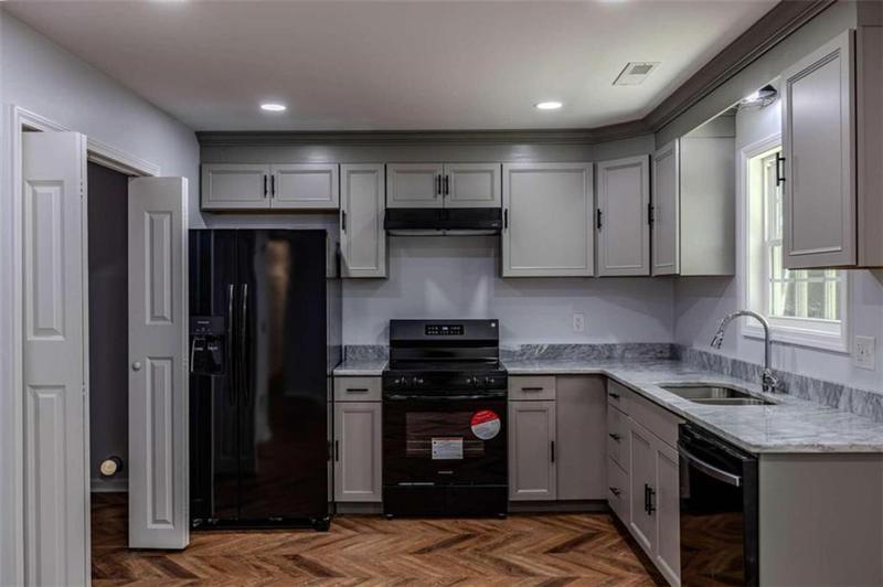 Image for property 15 Johnson Street, Rome, GA 30165