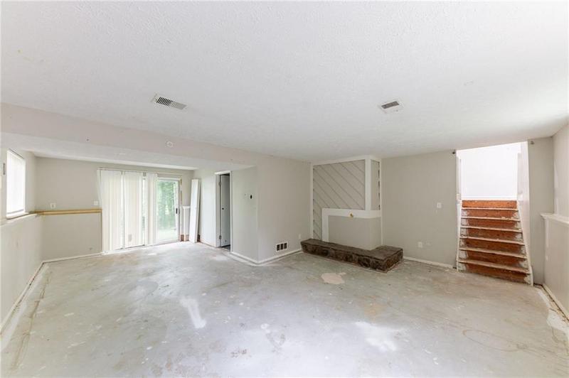 Image for property 1060 Millard Way, Stone Mountain, GA 30088