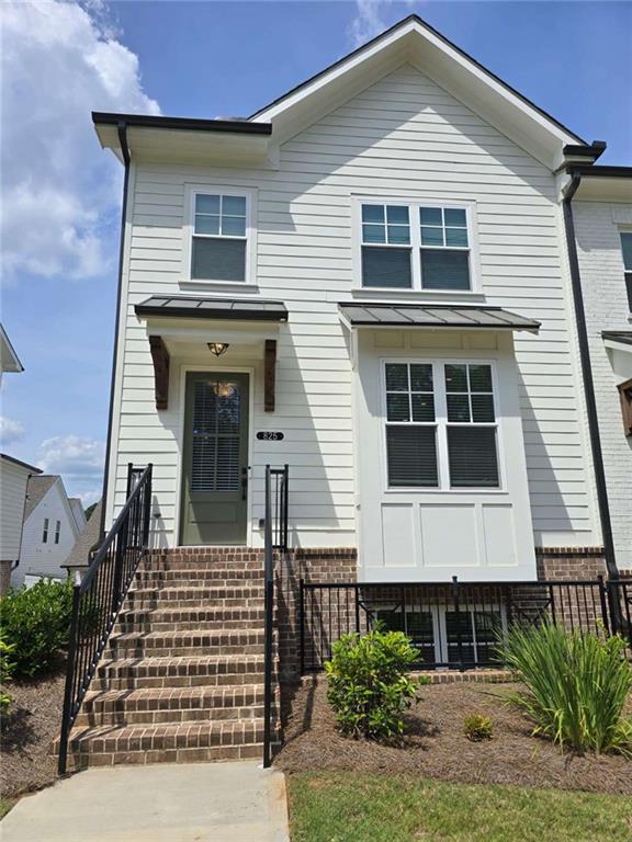 Image for property 825 Green Sapling Trail, Suwanee, GA 30024