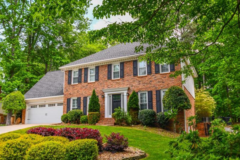Image for property 615 WoodWork Way, Roswell, GA 30076
