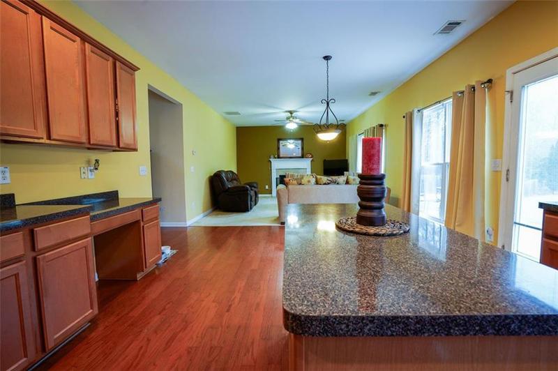 Image for property 1116 SILVERBROOKE Drive, Powder Springs, GA 30127