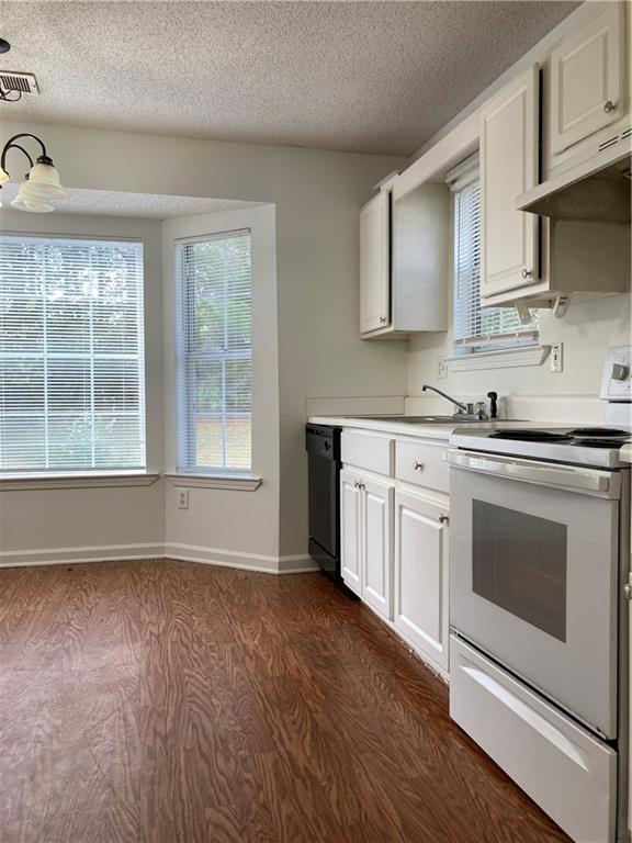 Image for property 1051 Foxchase Drive, Mcdonough, GA 30253