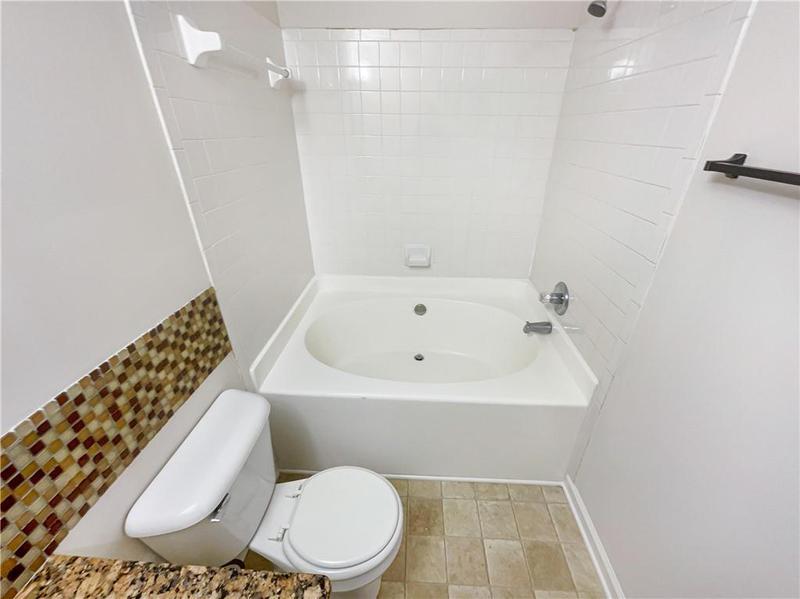Image for property 5319 Pinnacle Peak Lane, Norcross, GA 30071