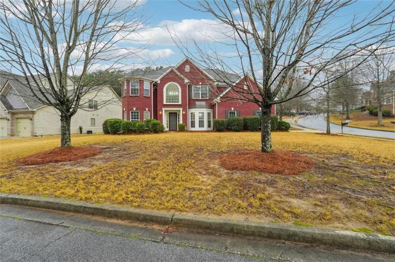 Image for property 4419 Bellwood Circle, Atlanta, GA 30349