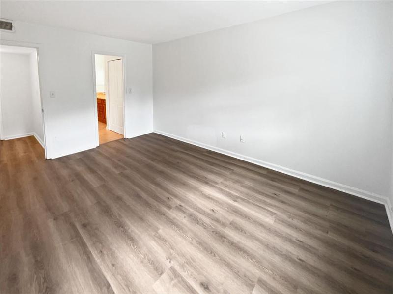 Image for property 6520 Roswell Road 68, Atlanta, GA 30328