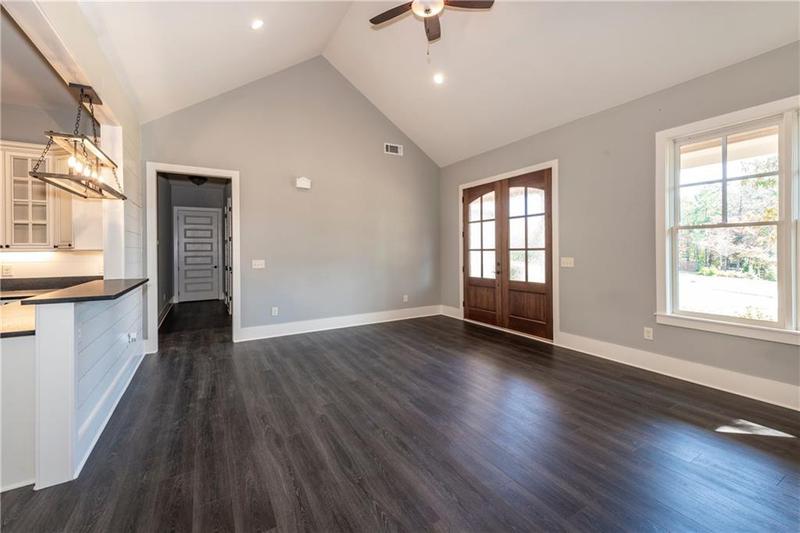 Image for property 41 Mountain Pointe Drive, Ball Ground, GA 30107