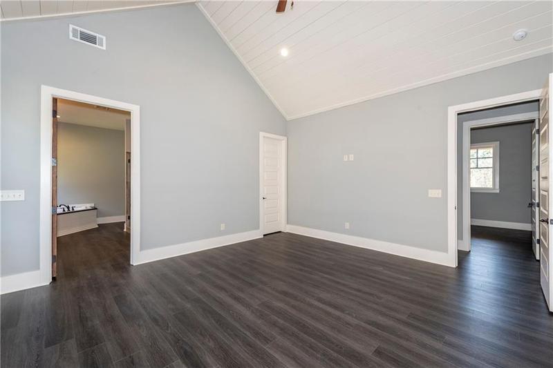 Image for property 41 Mountain Pointe Drive, Ball Ground, GA 30107