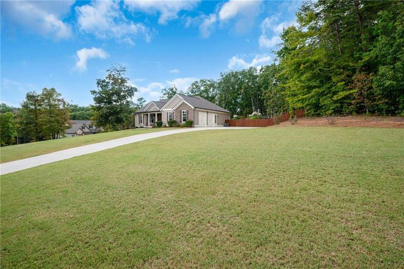 Image for property 41 Mountain Pointe Drive, Ball Ground, GA 30107