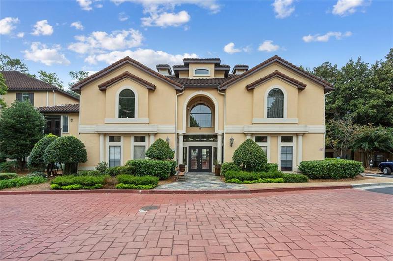 Image for property 3777 Peachtree Road 1216, Atlanta, GA 30319