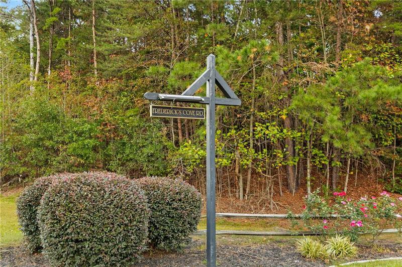 Image for property Lot 4 Fredericks Cv, Dawsonville, GA 30534