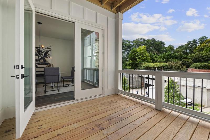 Image for property 3667 Peachtree Road 13, Atlanta, GA 30319