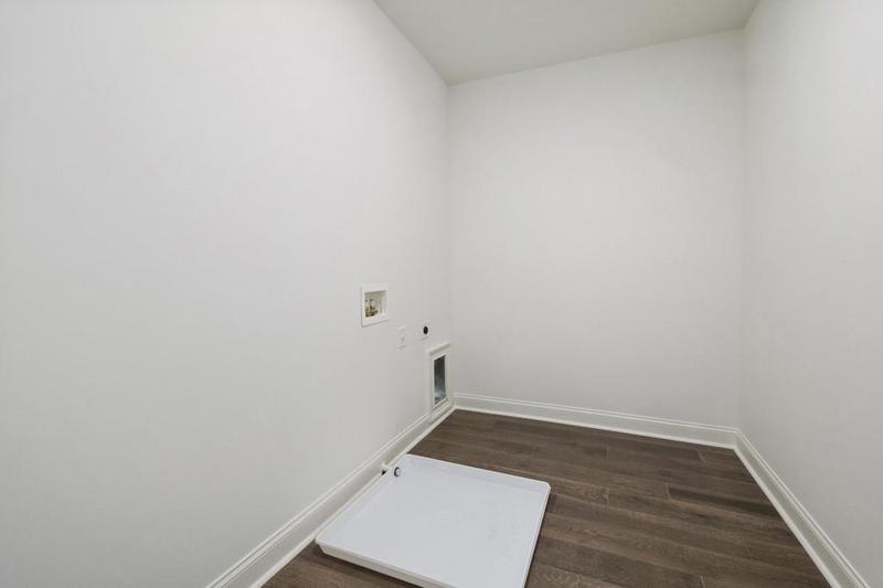 Image for property 3667 Peachtree Road 13, Atlanta, GA 30319