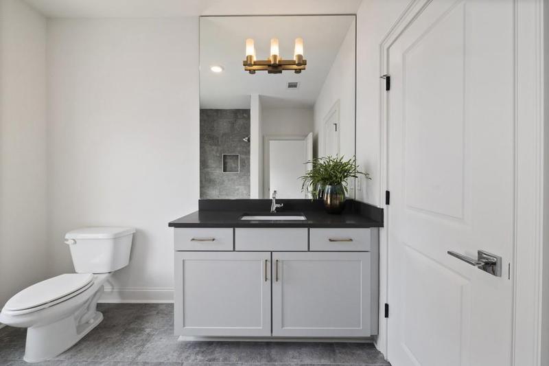 Image for property 3667 Peachtree Road 13, Atlanta, GA 30319