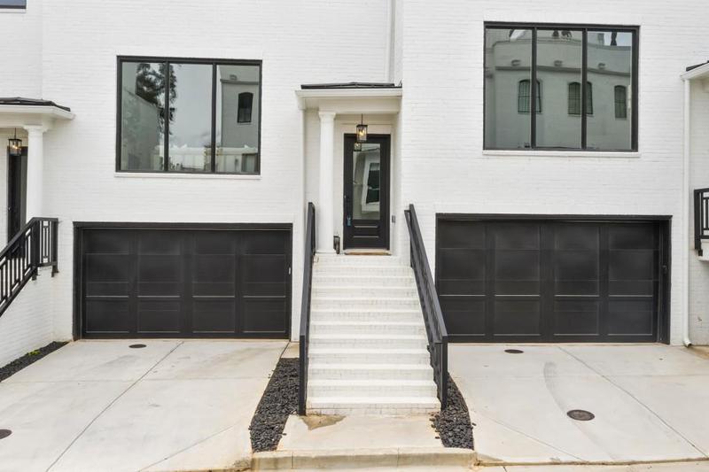 Image for property 3667 Peachtree Road 13, Atlanta, GA 30319