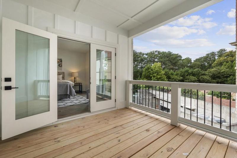 Image for property 3667 Peachtree Road 13, Atlanta, GA 30319