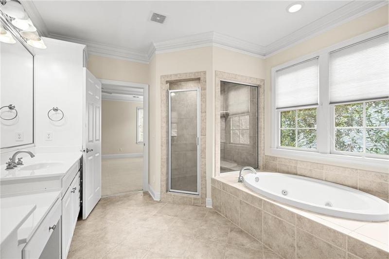 Image for property 2865 Payton Oaks Drive, Atlanta, GA 30345