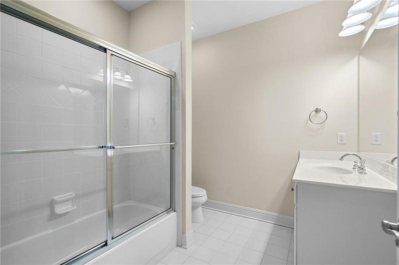 Image for property 2865 Payton Oaks Drive, Atlanta, GA 30345