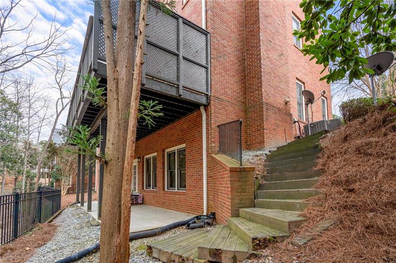 Image for property 2865 Payton Oaks Drive, Atlanta, GA 30345