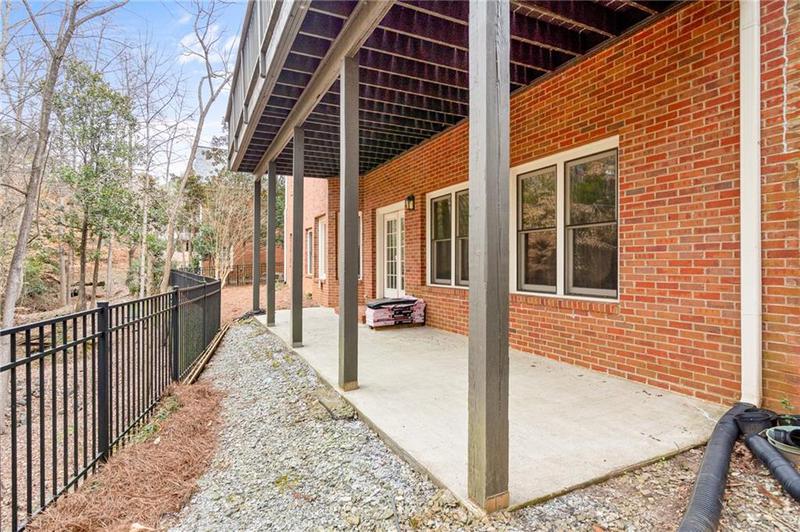 Image for property 2865 Payton Oaks Drive, Atlanta, GA 30345