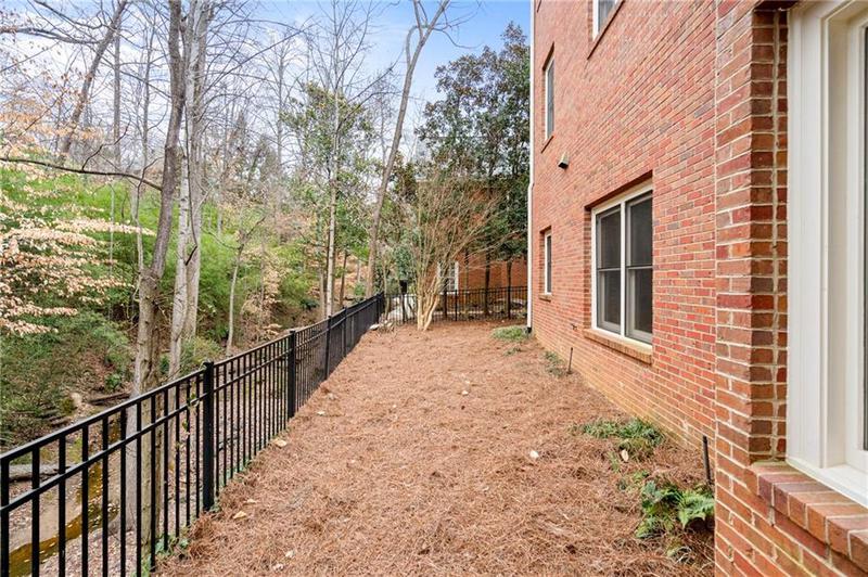 Image for property 2865 Payton Oaks Drive, Atlanta, GA 30345