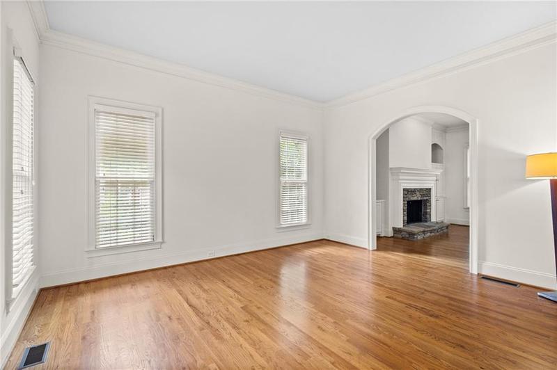 Image for property 2865 Payton Oaks Drive, Atlanta, GA 30345