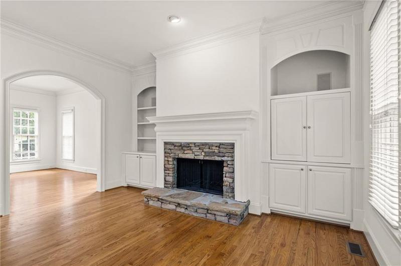 Image for property 2865 Payton Oaks Drive, Atlanta, GA 30345