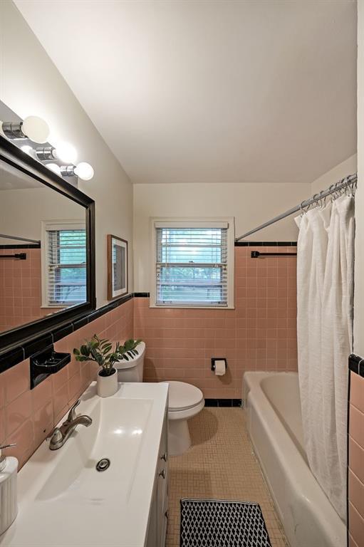 Image for property 1327 Rupert Road, Decatur, GA 30030