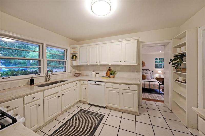 Image for property 1327 Rupert Road, Decatur, GA 30030